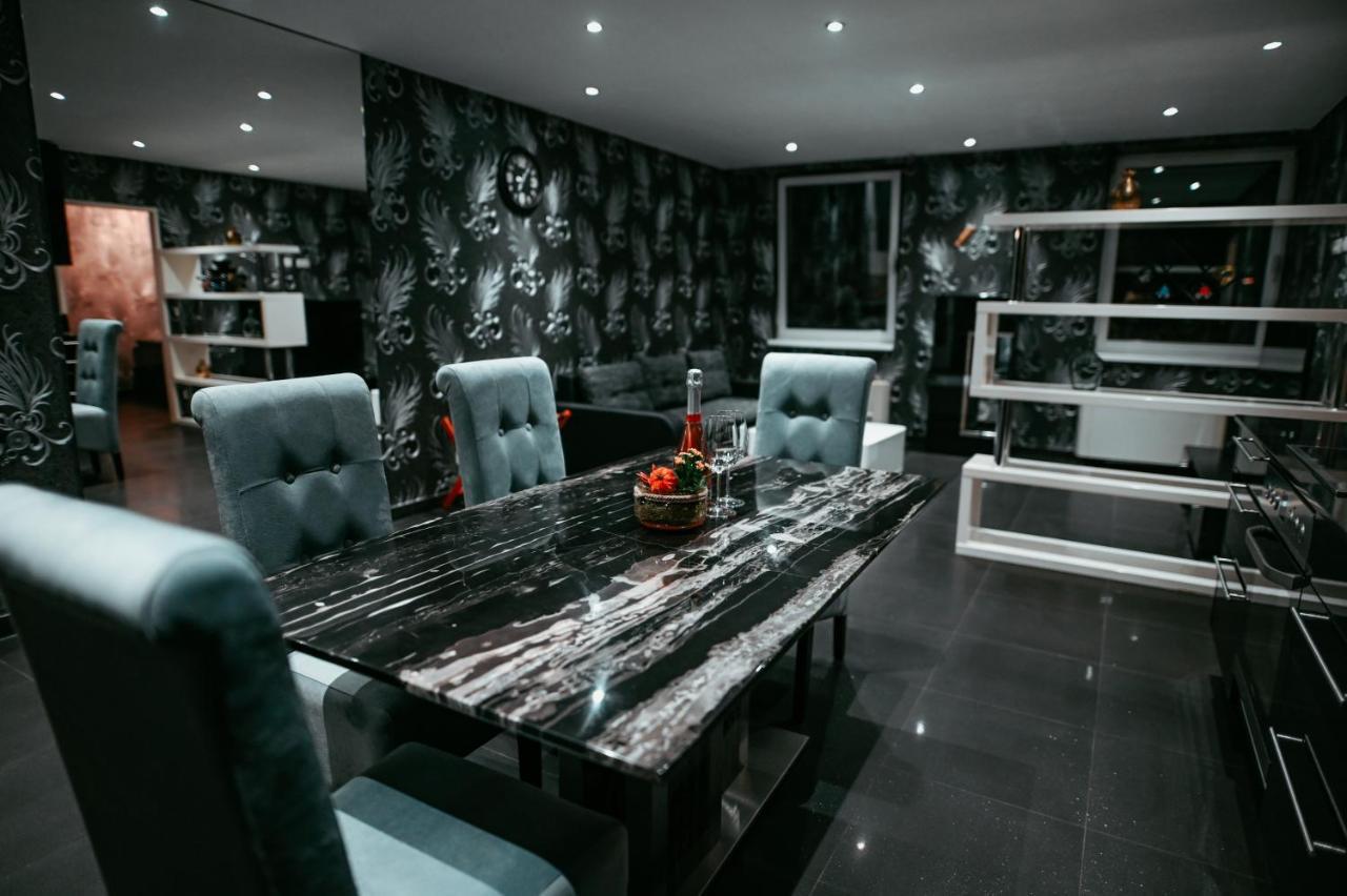 Vip Vienna Shopping Center 5 Appartment Extérieur photo