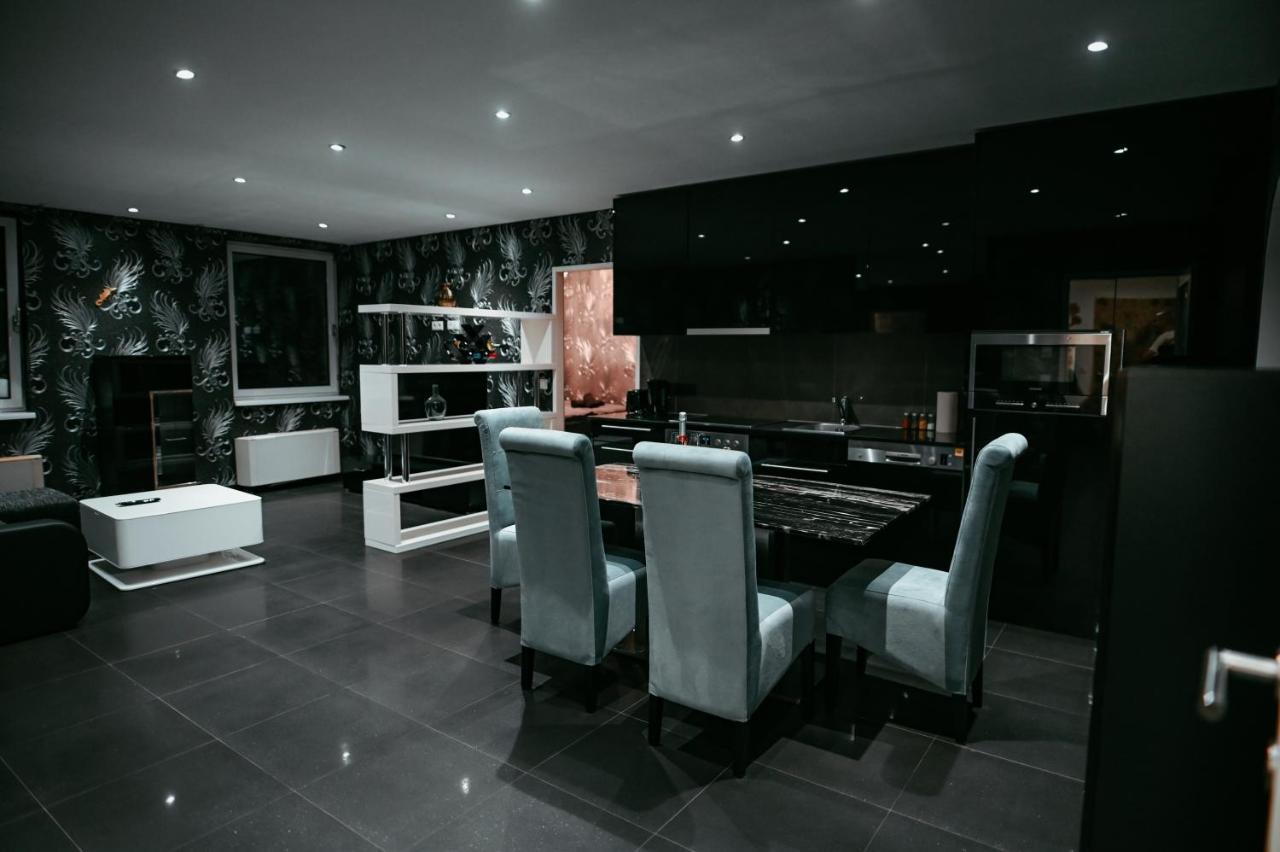 Vip Vienna Shopping Center 5 Appartment Extérieur photo