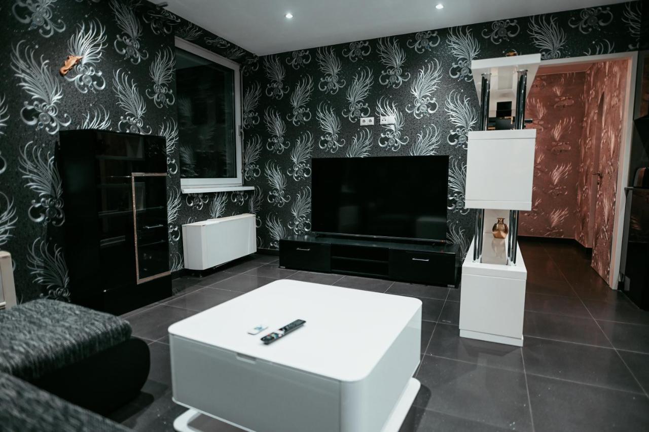 Vip Vienna Shopping Center 5 Appartment Extérieur photo